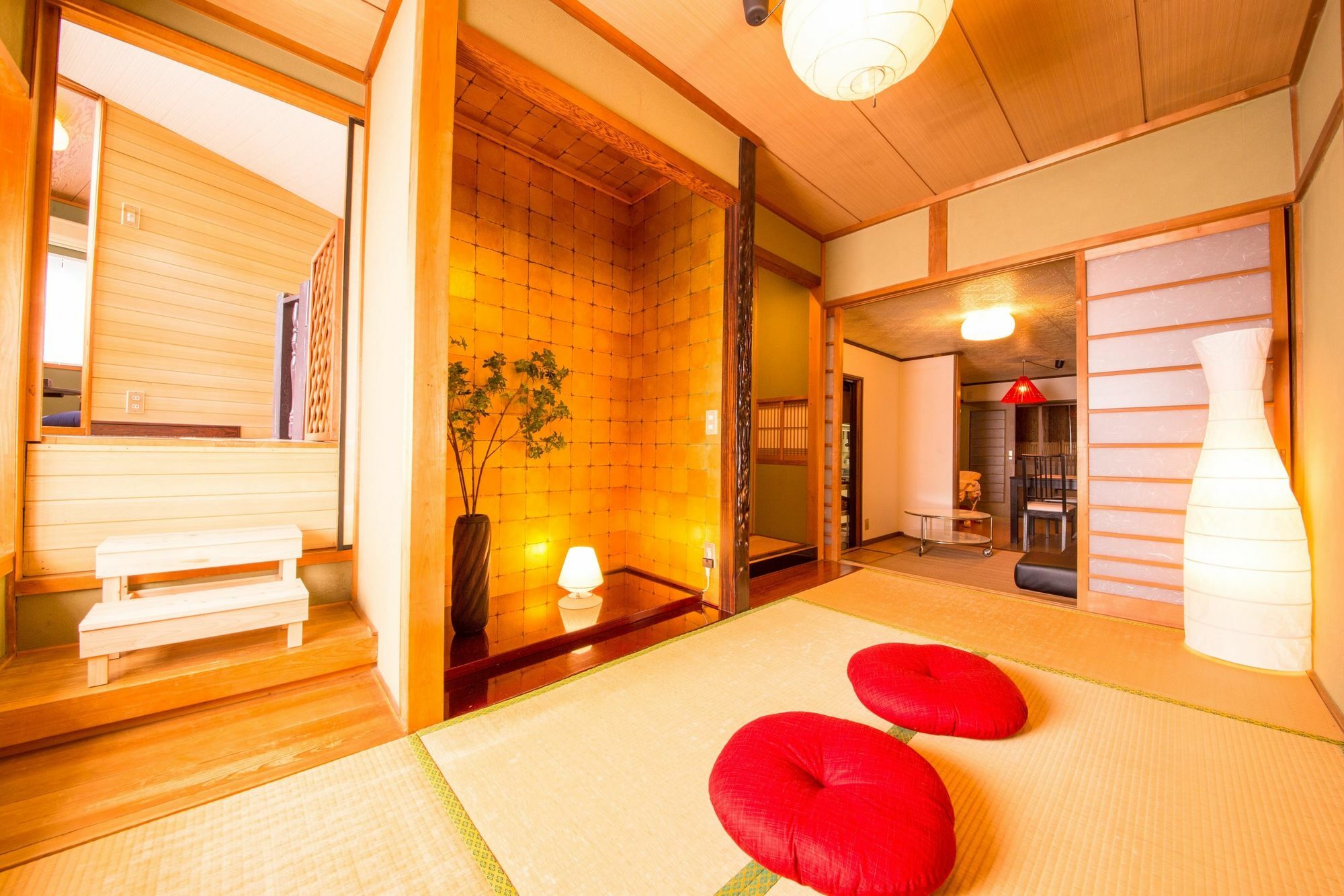 Kyoto Fushimi Lib Plus Luaran gambar