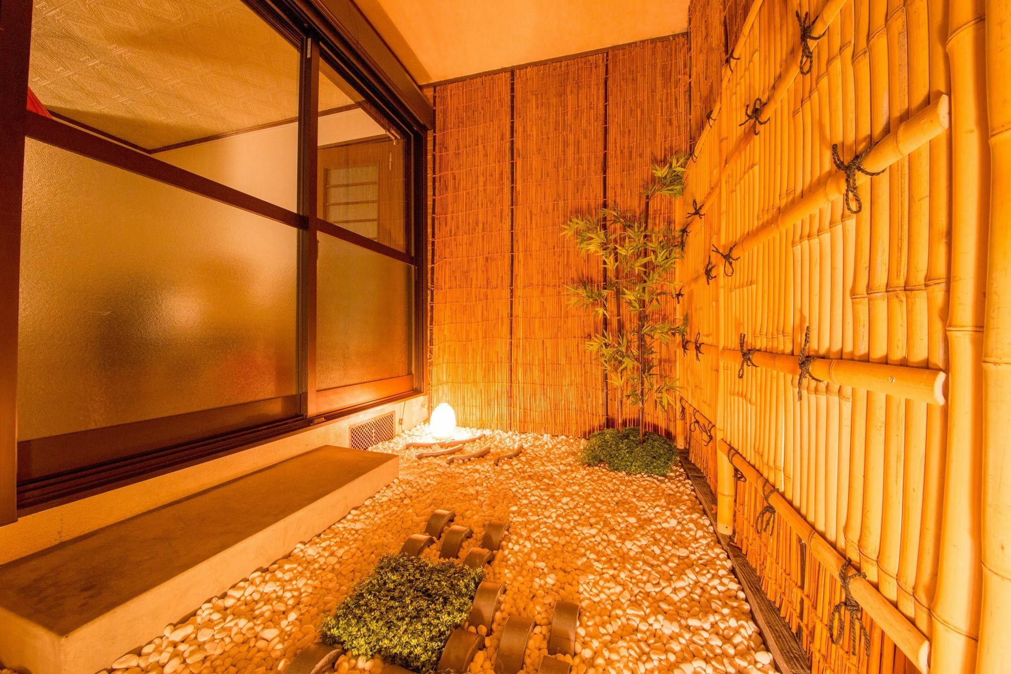 Kyoto Fushimi Lib Plus Luaran gambar